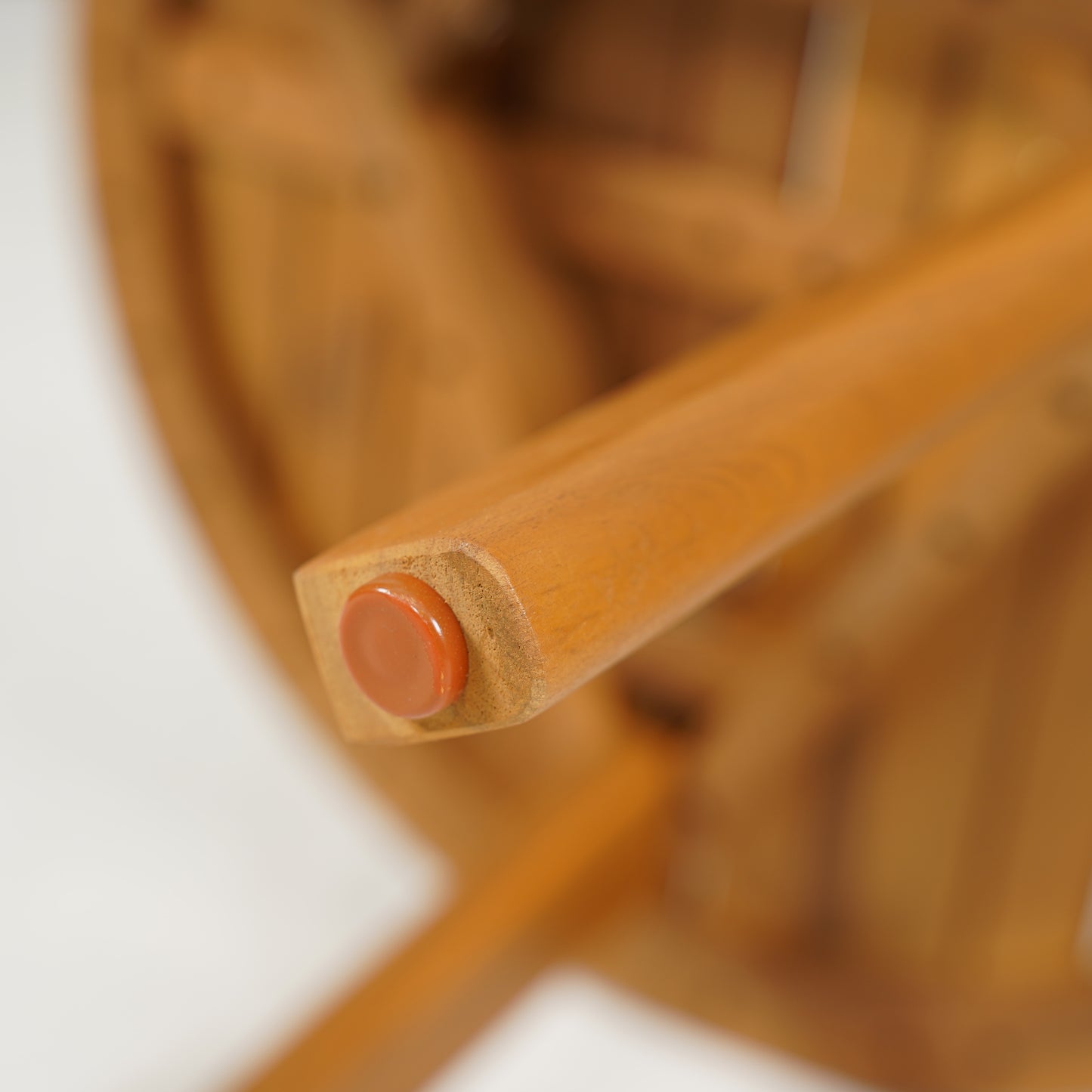 Ranariel Acacia Round Outdoor Side Table - Solid Wood Slat Panel Design