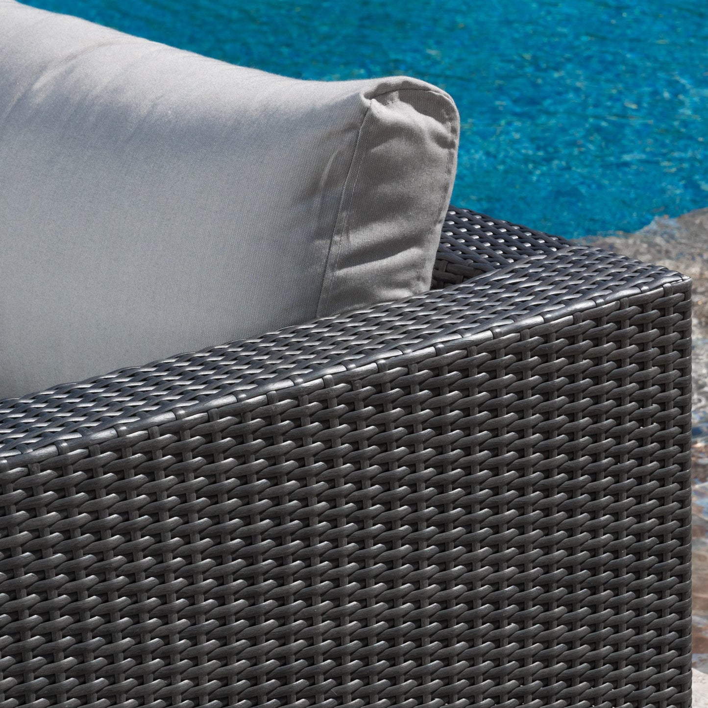 Francisco 5pc Outdoor Gray Wicker Seating Sectional Set w/ Cushions