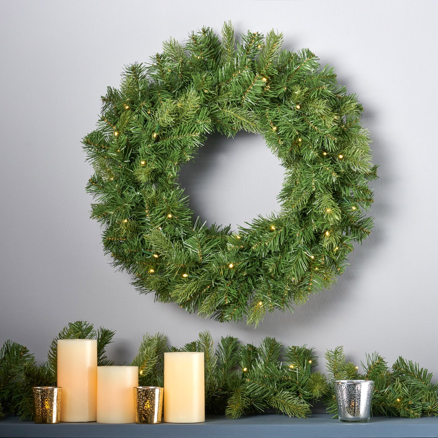 24" Mixed Spruce Warm White LED Artificial Christmas Wreath