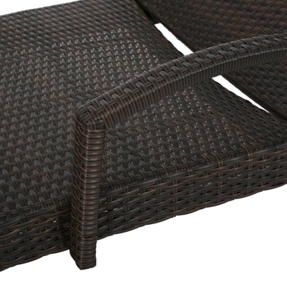 Lakeport Outdoor 2-piece Brown Wicker Armed Chaise Lounge w/ Table