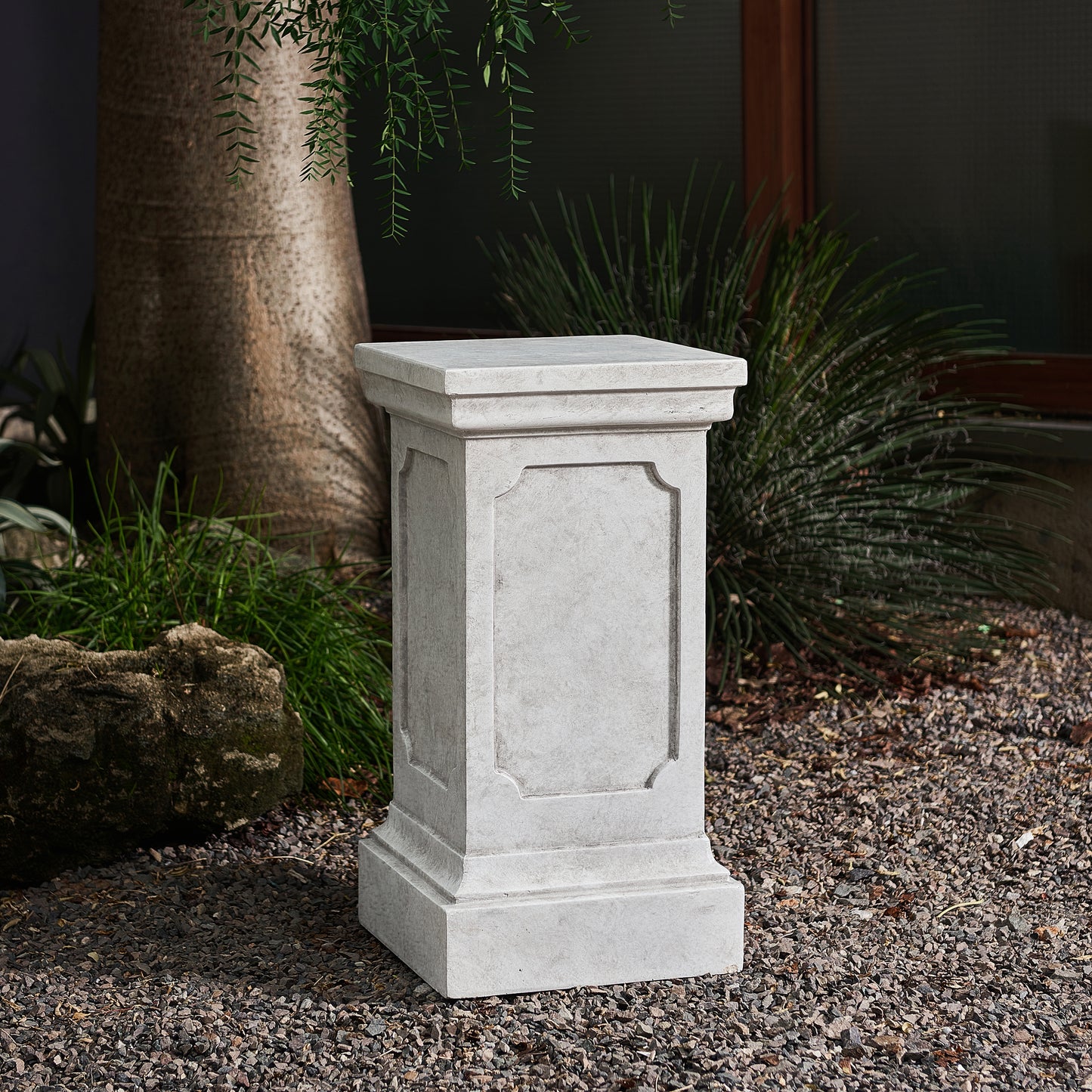 Reed 25.75'' H Classic Square Flower Stand, Pedestal