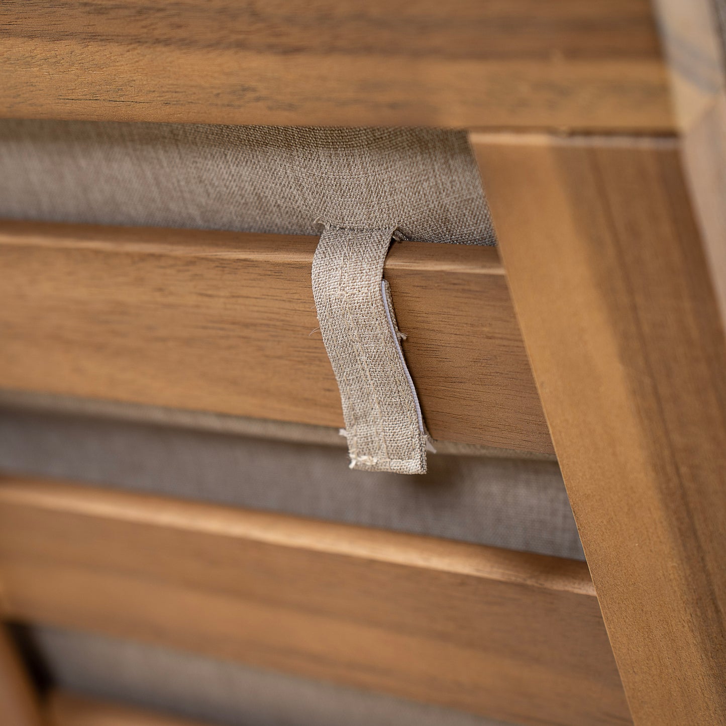 Mallorcar Acacia Wood Chaise Lounge With Cushion