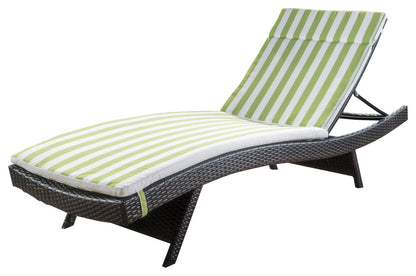 Lakeport Outdoor Wicker Lounge with Water Resistant Cushion