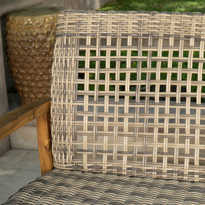Hunter Outdoor 4 Piece Wicker Chat Set with Natural Stained Acacia Wood Frame