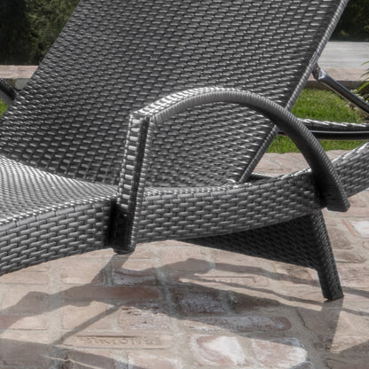 Soleil Outdoor Wicker Arm Chaise Lounges (Set of 2) w/ Side Table