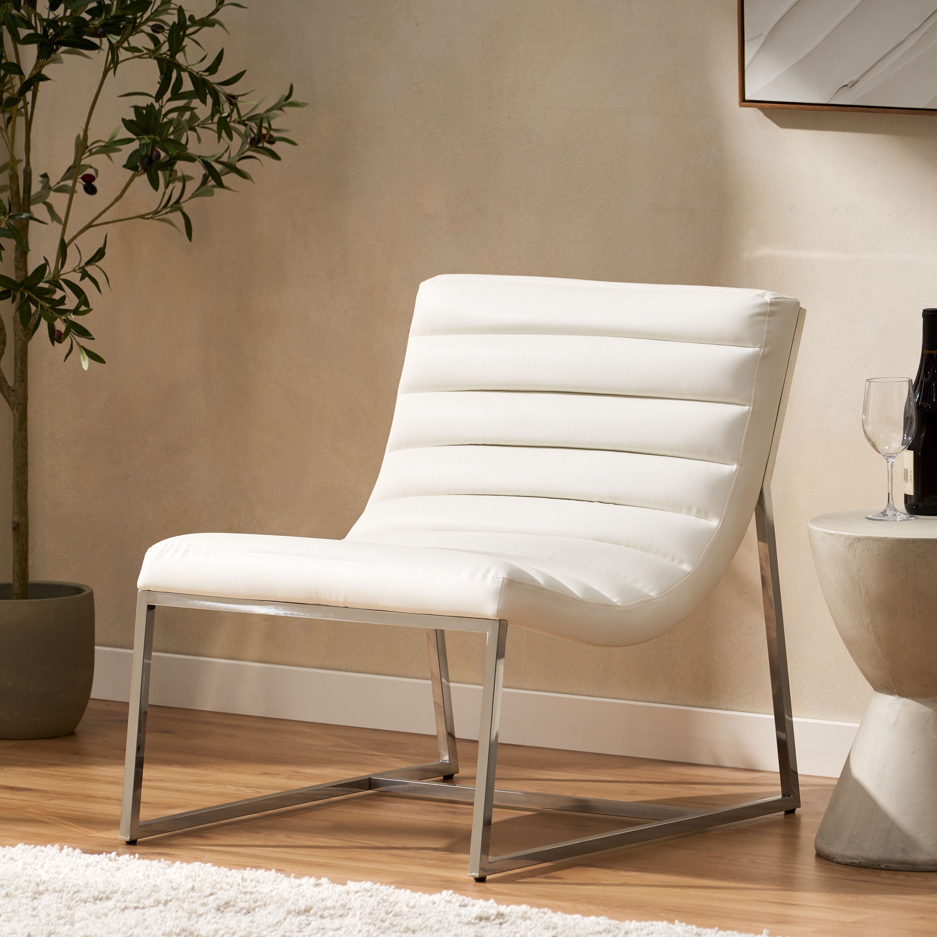 Small white leather discount chair