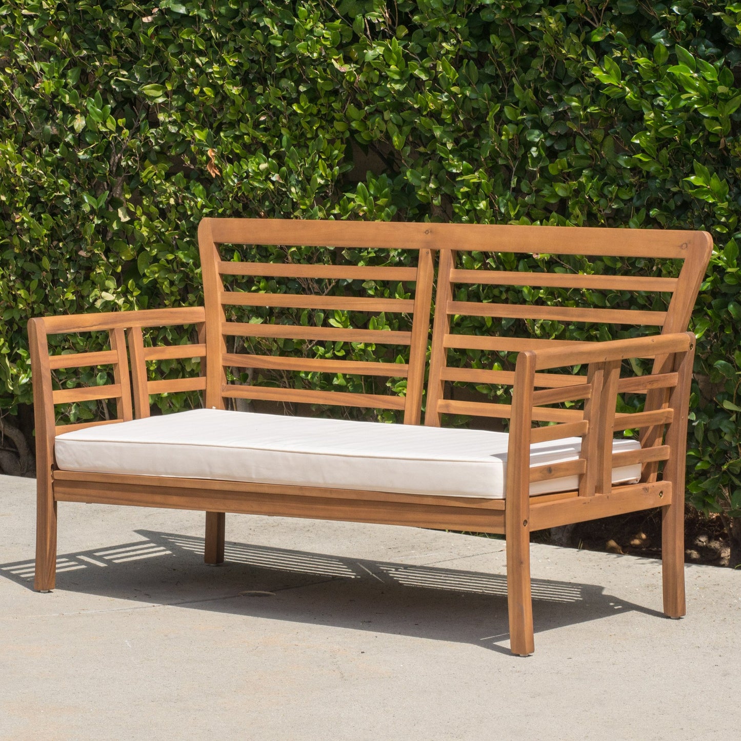 Louis Outdoor 4-piece Solid Wood Chat Set with Cushions