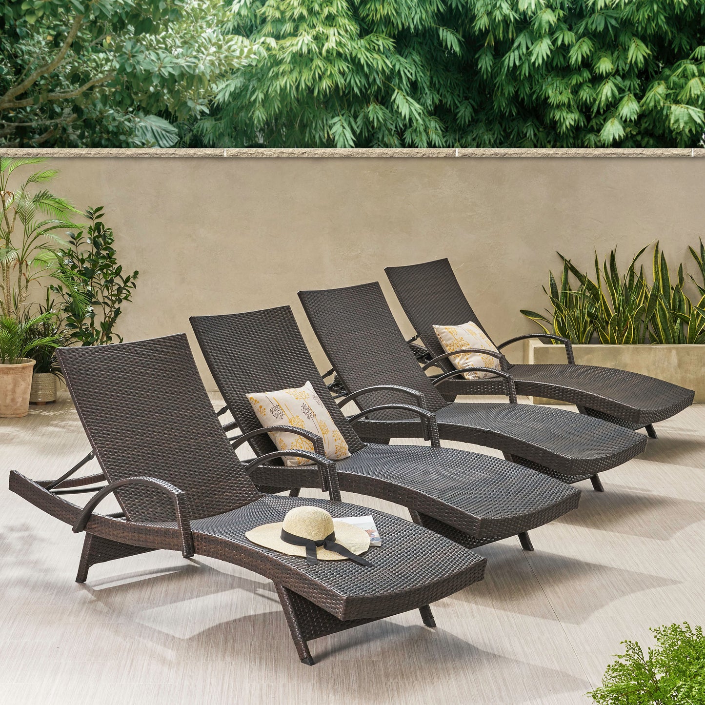 Lakeport Brown Wicker Curved Outdoor Chaise Lounge Chair w/ Arms