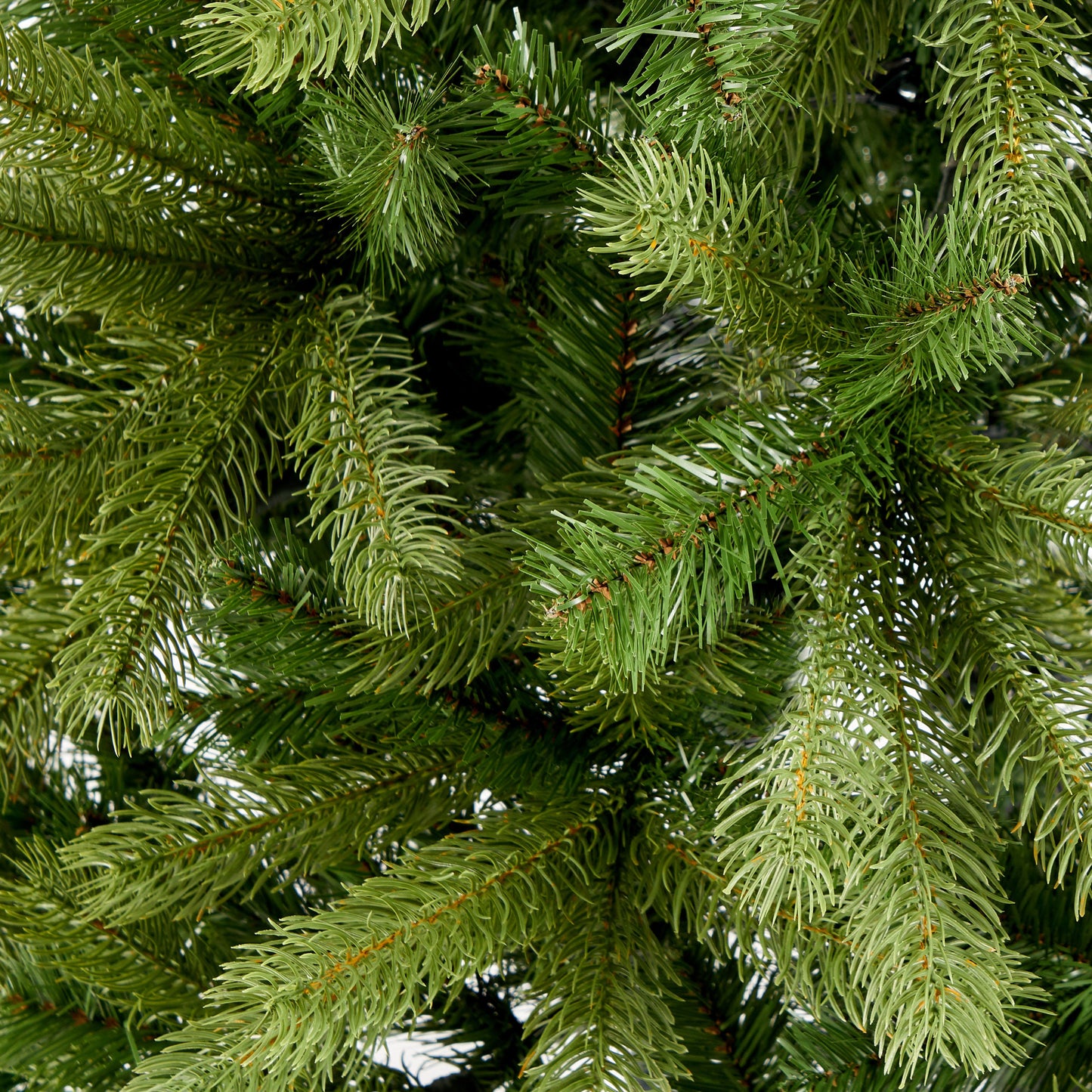 4.5-foot Mixed Spruce Hinged Artificial Christmas Tree