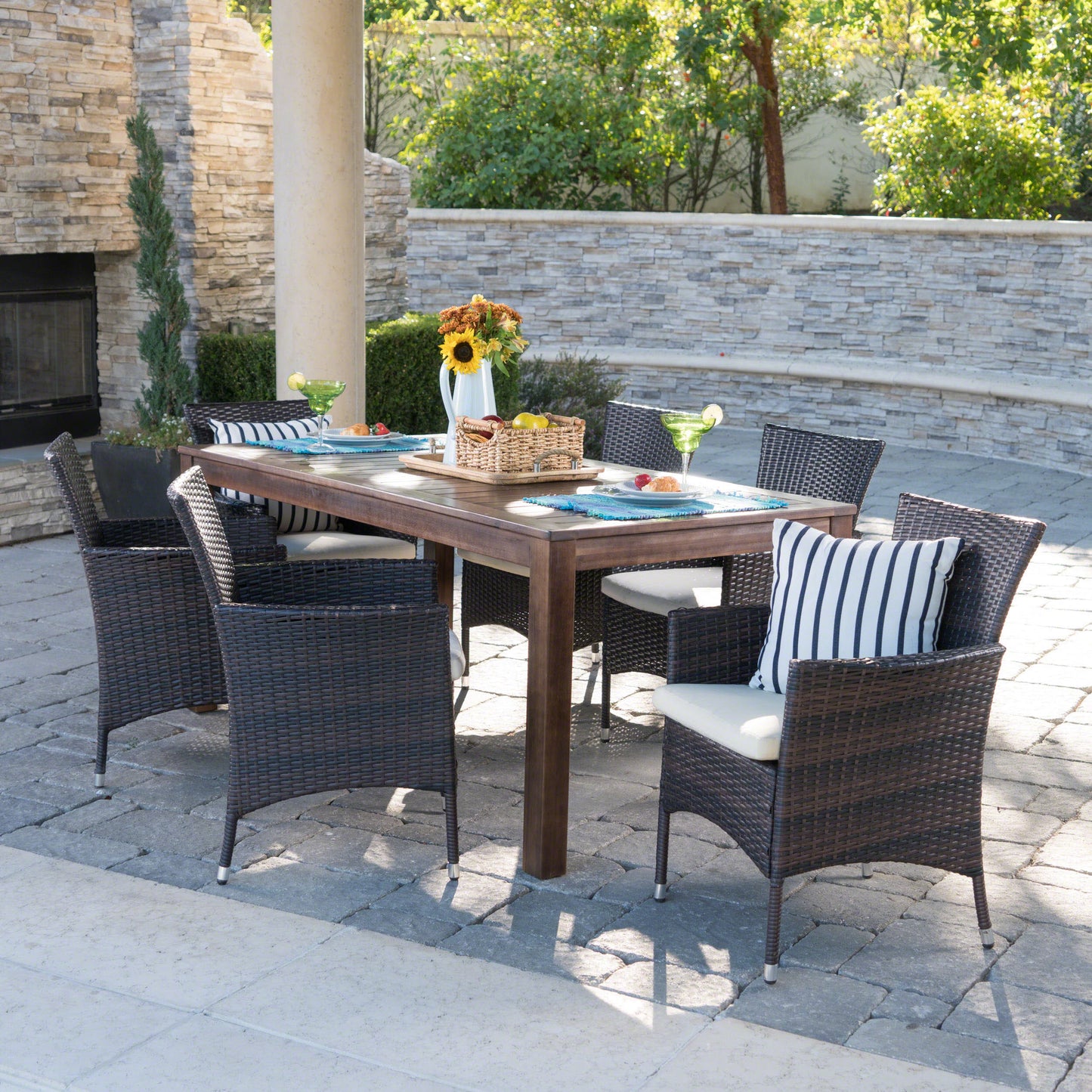 Taft 6 Persons Wood & Wicker Outdoor Dining Set