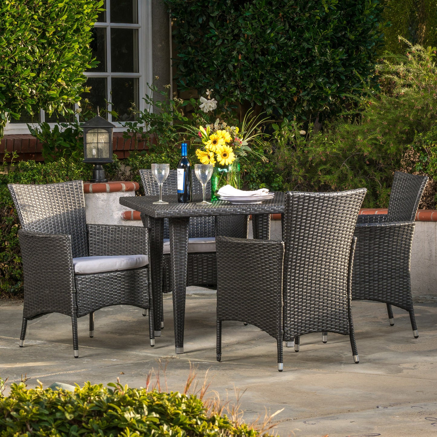 Brynhild Outdoor 5-Piece Gray Wicker Dining Set with Gray Cushions