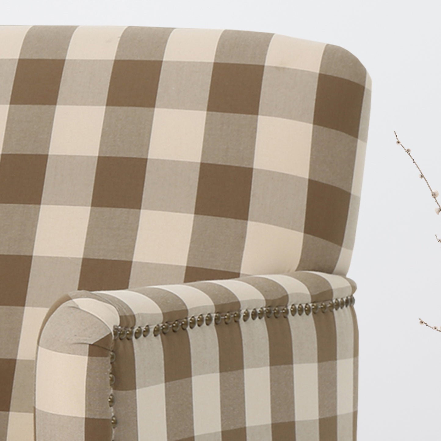 Eve Tufted Fabric Club Chair