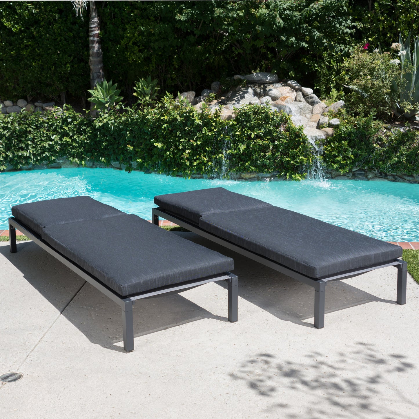 Nealie Outdoor Mesh Aluminum Frame Chaise Lounge w/ Water Resistant Cushion