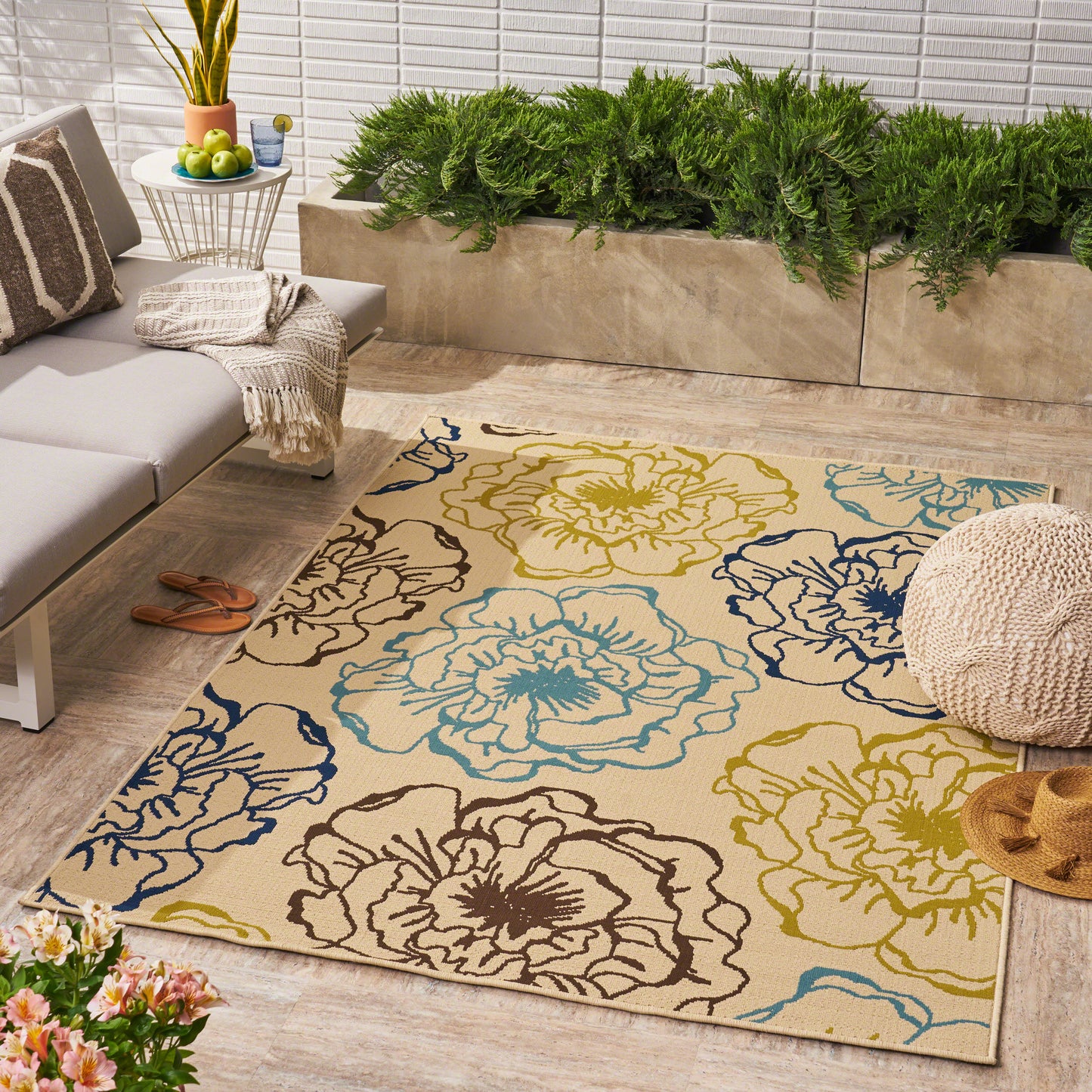 Damaris Outdoor Floral 5 x 8 Area Rug, Ivory and Multicolored