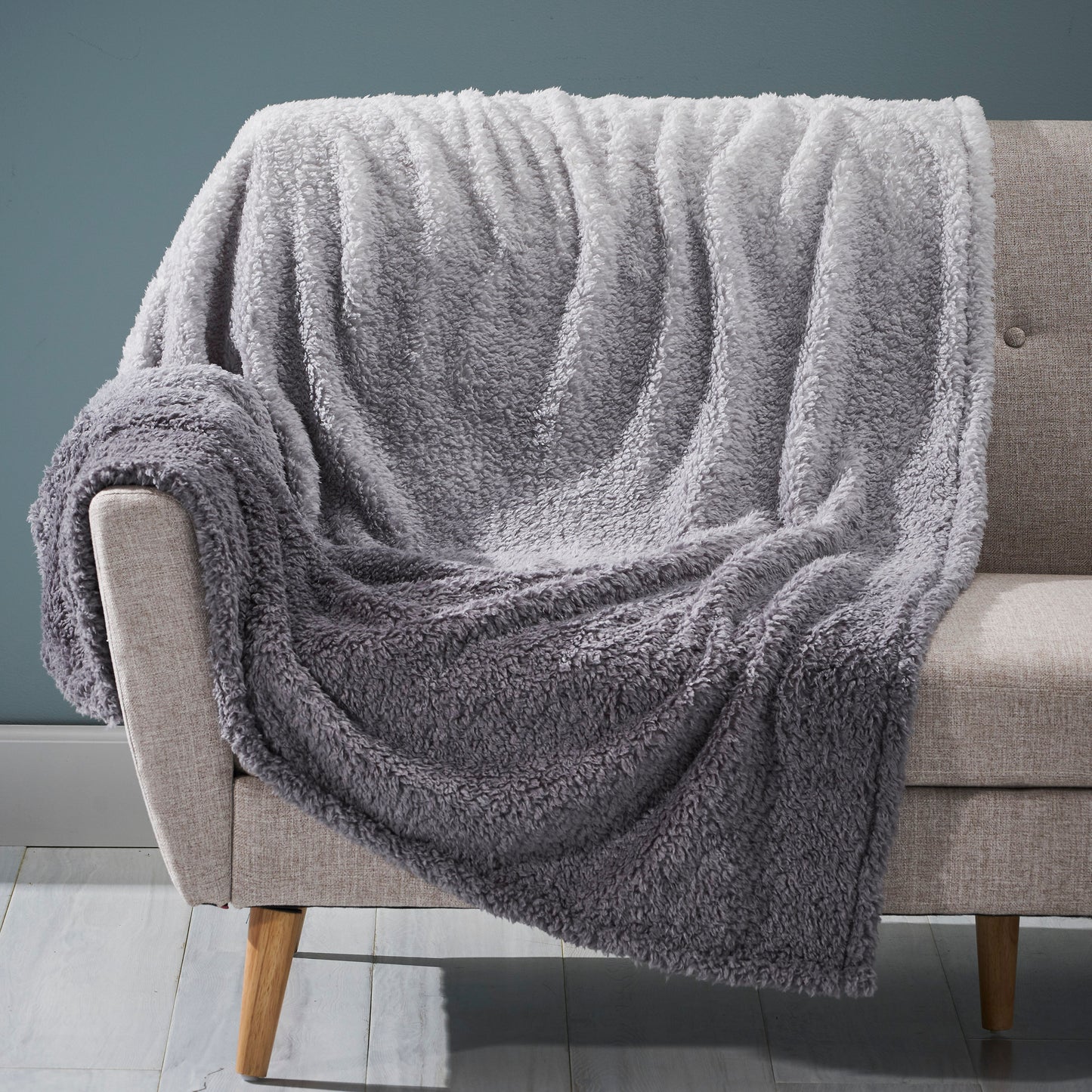 Morgan Modern Sherpa Throw Blanket, Gray and White