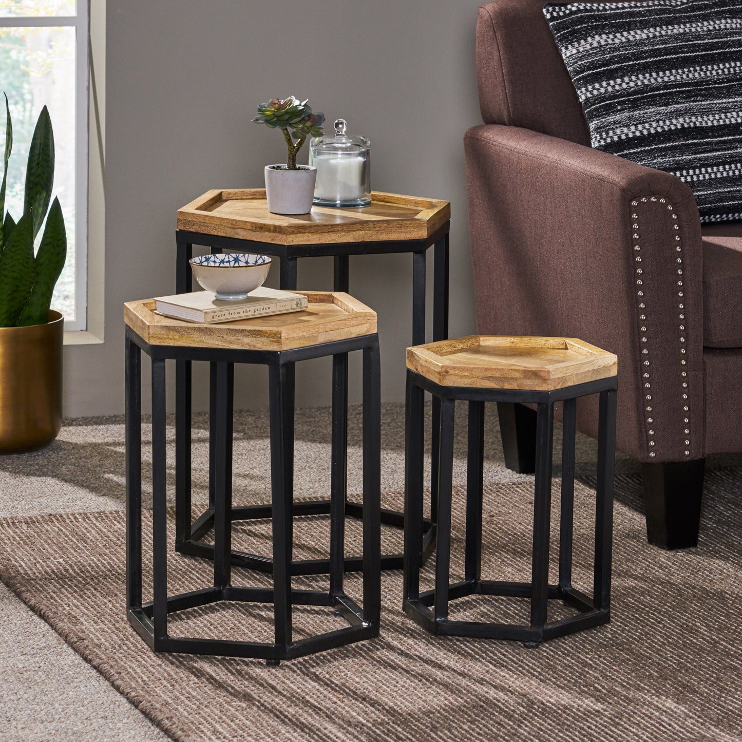 Yantic Modern Industrial Handcrafted Mango Wood Nested Side Tables (Set of 3), Natural and Black