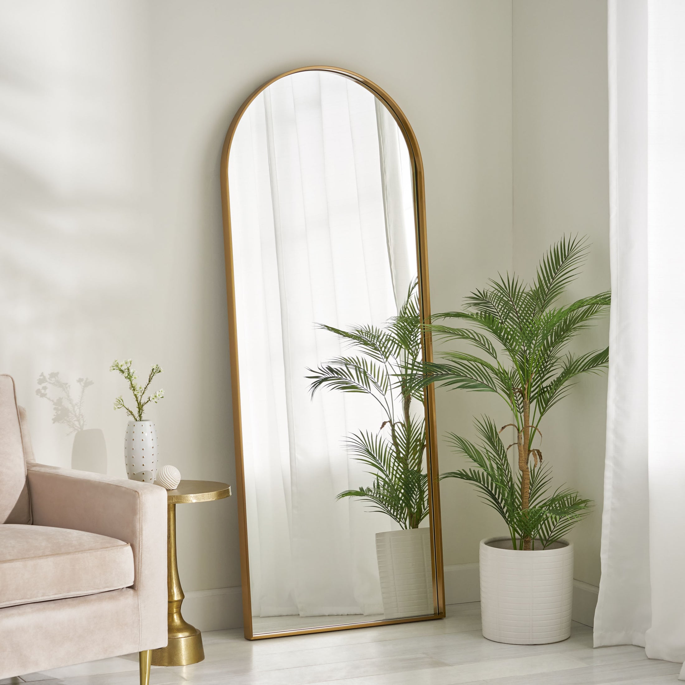 Hughey Contemporary Full Length Leaner Mirror GDFStudio