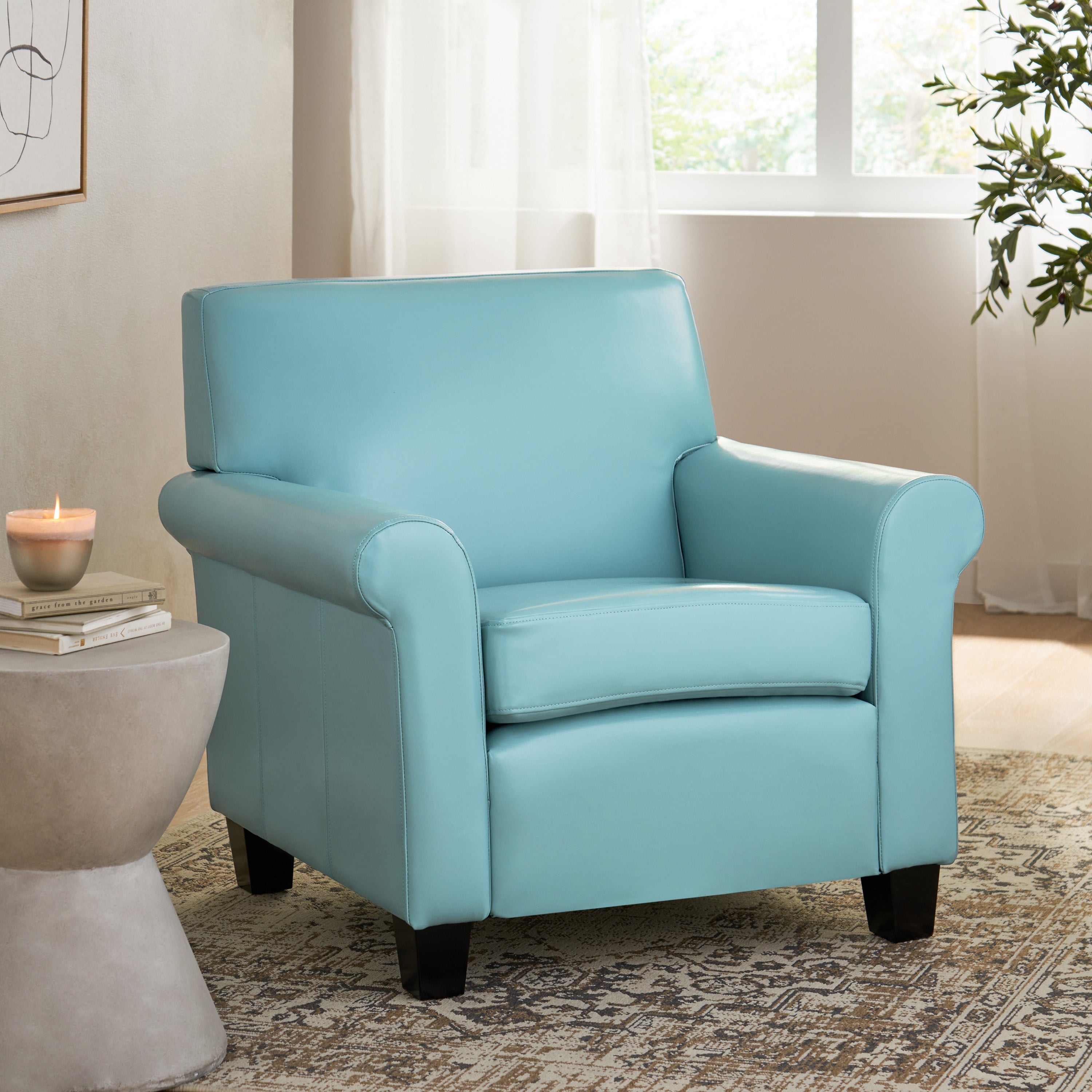 Blue leather club discount chair